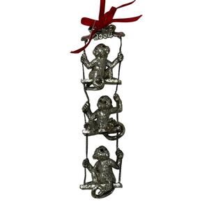 Vintage 2004 Pewter Monkey Ornament. kk556